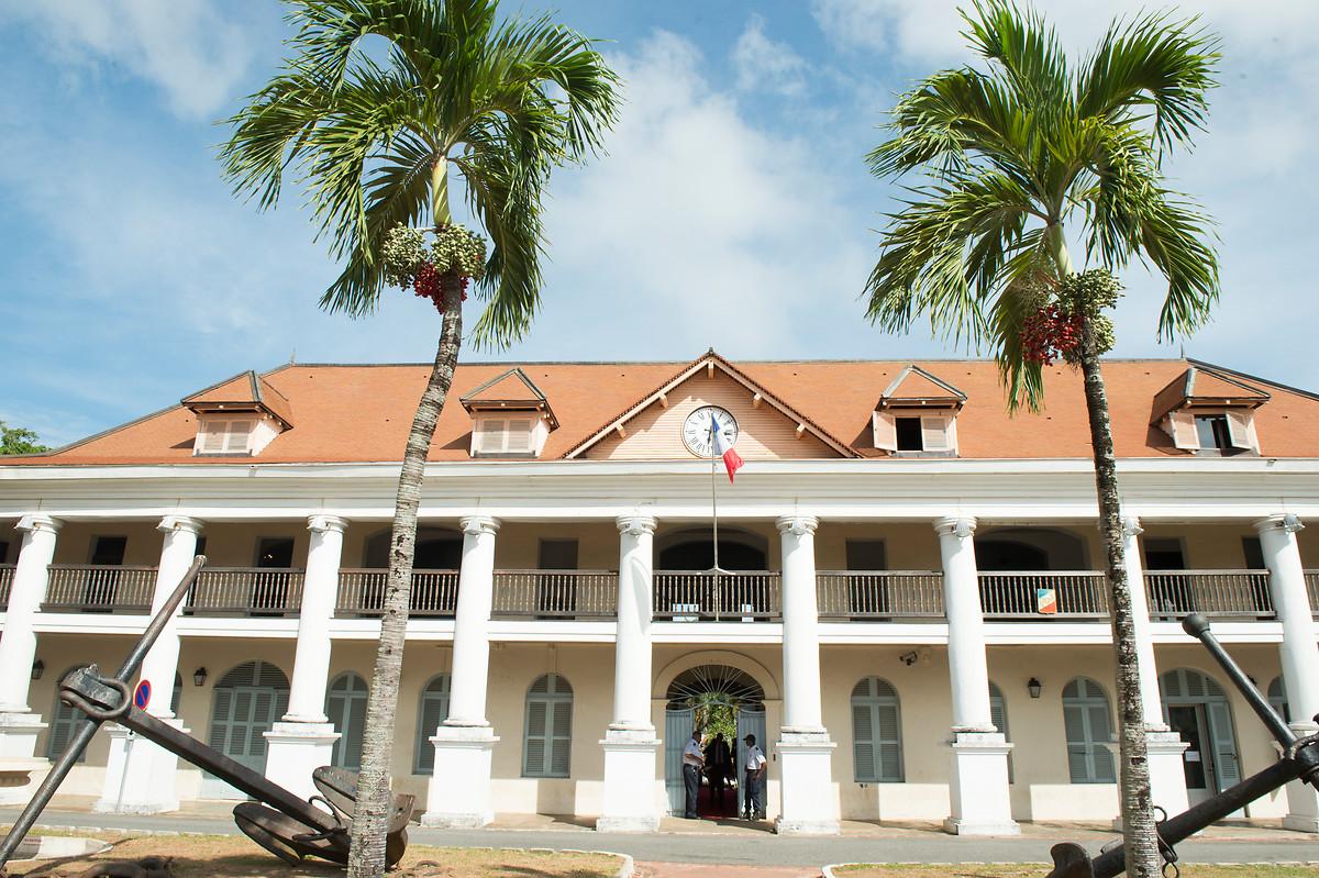 Façade de la préfecture de Guyane
